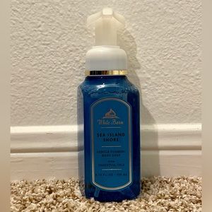 ✨3/$21✨ Bath & Body Products